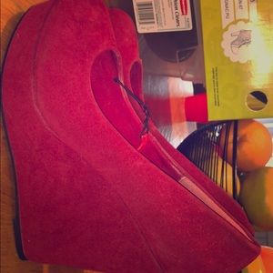 Red wedge/heel  shoe